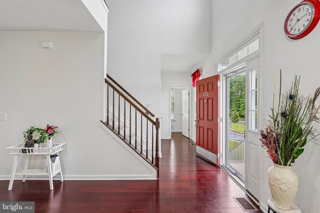 406 ELLSWORTH WAY, Monmouth Junction, NJ 08852