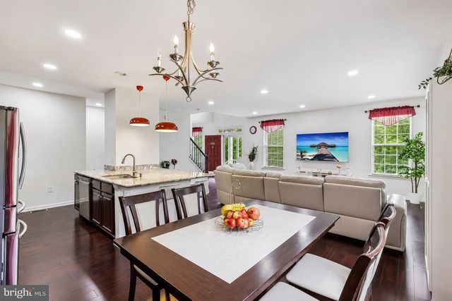 406 ELLSWORTH WAY, Monmouth Junction, NJ 08852
