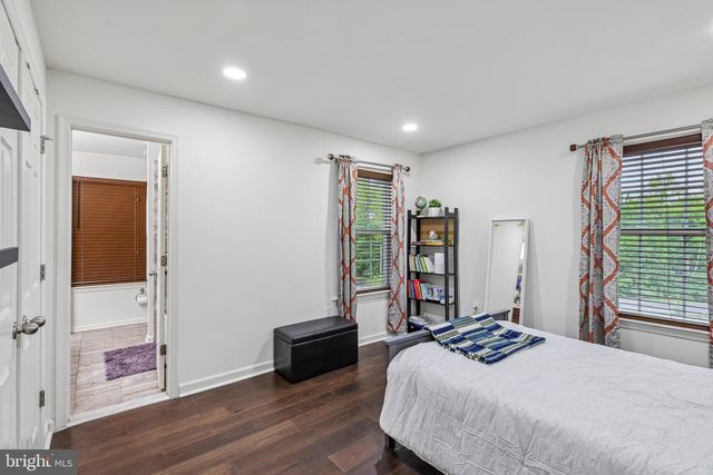 406 ELLSWORTH WAY, Monmouth Junction, NJ 08852