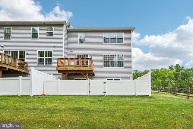 406 ELLSWORTH WAY, Monmouth Junction, NJ 08852