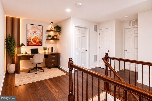 406 ELLSWORTH WAY, Monmouth Junction, NJ 08852