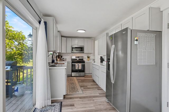 8670 Sparta Avenue NW, Sparta, MI 49345
