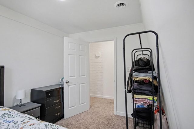 8670 Sparta Avenue NW, Sparta, MI 49345