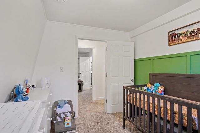 8670 Sparta Avenue NW, Sparta, MI 49345
