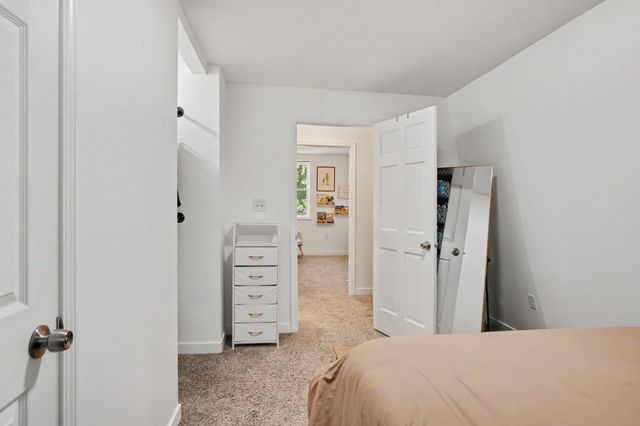 8670 Sparta Avenue NW, Sparta, MI 49345