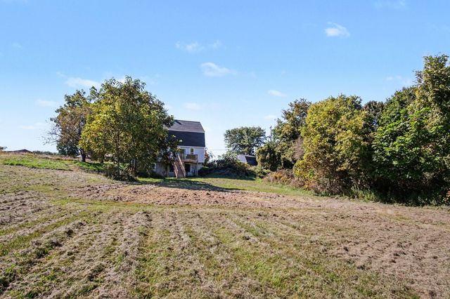 8670 Sparta Avenue NW, Sparta, MI 49345