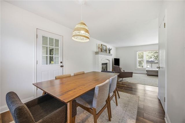 6101 W 76th Street, Prairie Village, KS 66208