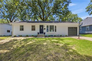 6101 W 76th Street, Prairie Village, KS 66208