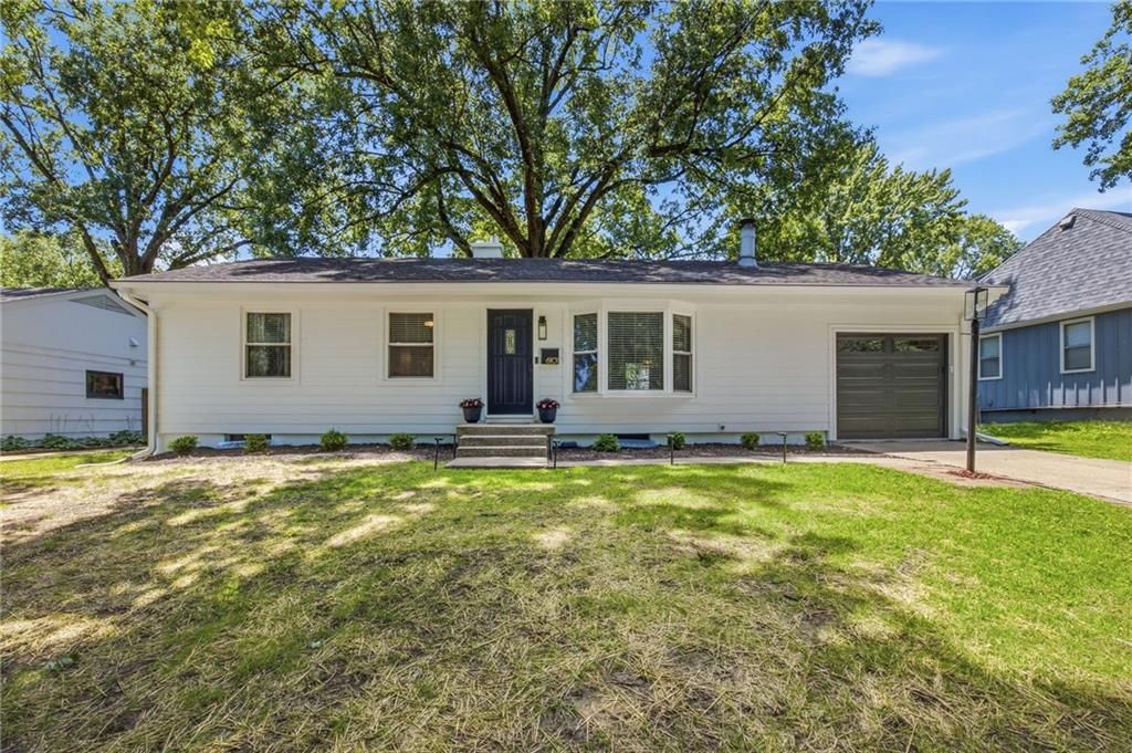 6101 W 76th Street, Prairie Village, KS 66208