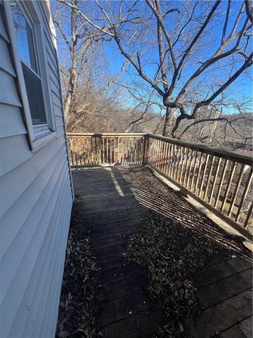 507 Henrie Avenue, Excelsior Springs, MO 64024