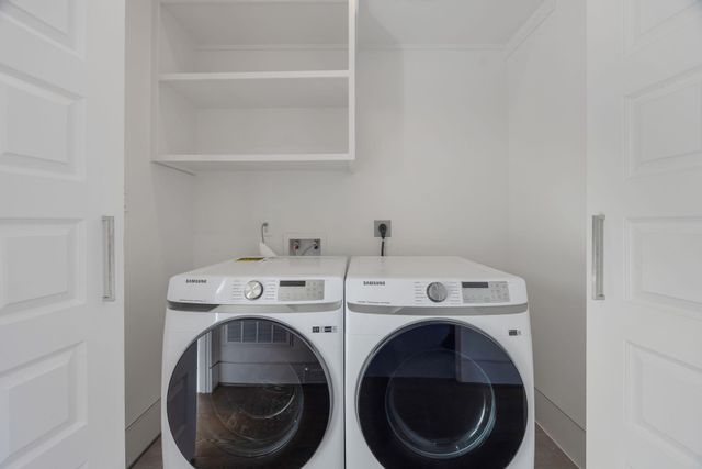 7327 Shadyvilla Pointe Drive, Houston, TX 77055