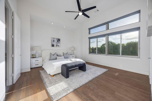 7327 Shadyvilla Pointe Drive, Houston, TX 77055