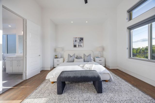 7327 Shadyvilla Pointe Drive, Houston, TX 77055