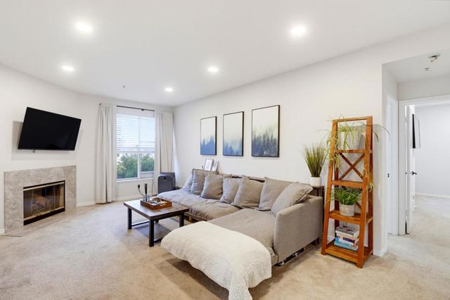 211 S Fremont 309, San Mateo, CA 94401