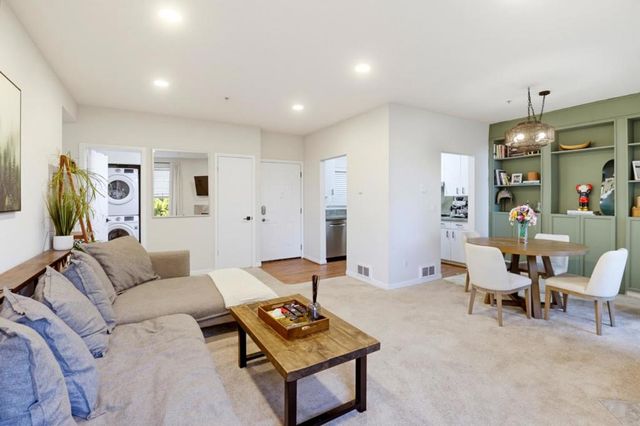 211 S Fremont 309, San Mateo, CA 94401