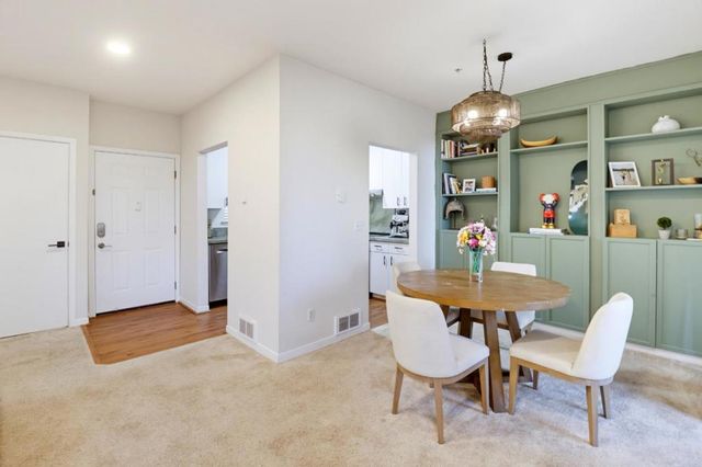 211 S Fremont 309, San Mateo, CA 94401