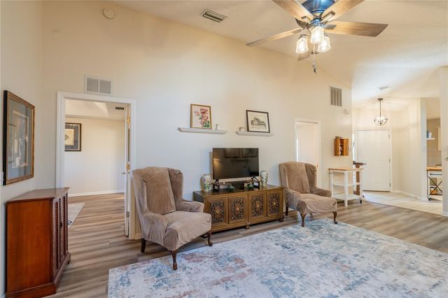 1915 NW 50TH CIRCLE, Ocala, FL 34482