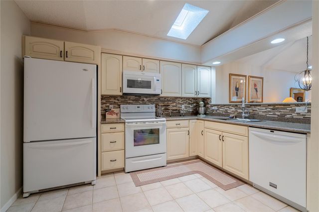 1915 NW 50TH CIRCLE, Ocala, FL 34482