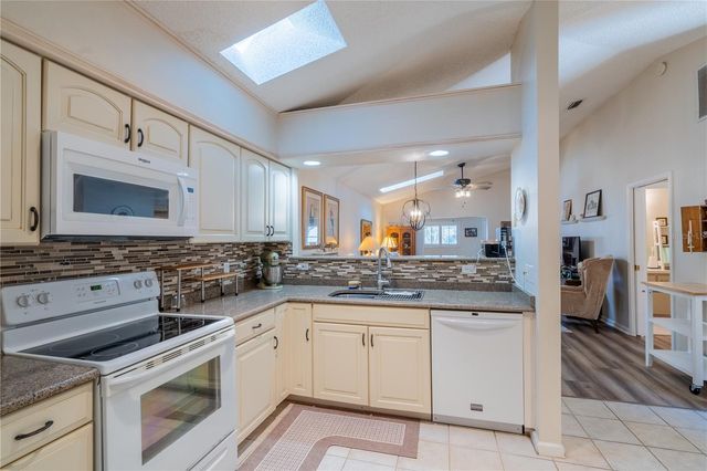 1915 NW 50TH CIRCLE, Ocala, FL 34482