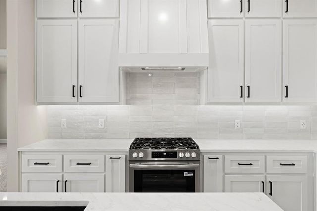 15700 Siloa Avenue, Edmond, OK 73013