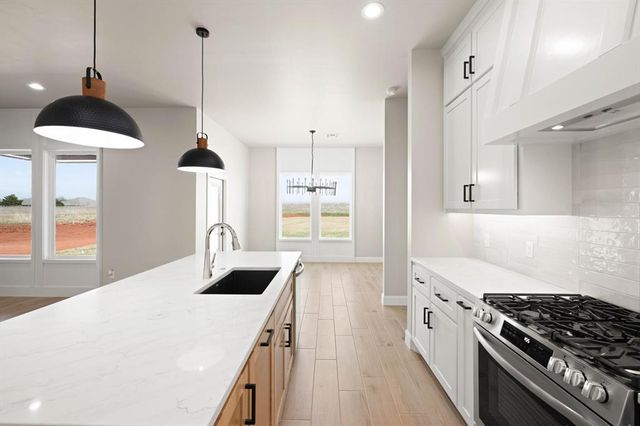 15700 Siloa Avenue, Edmond, OK 73013