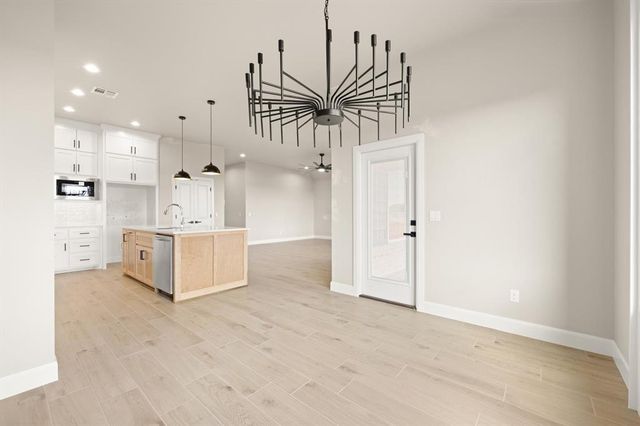 15700 Siloa Avenue, Edmond, OK 73013