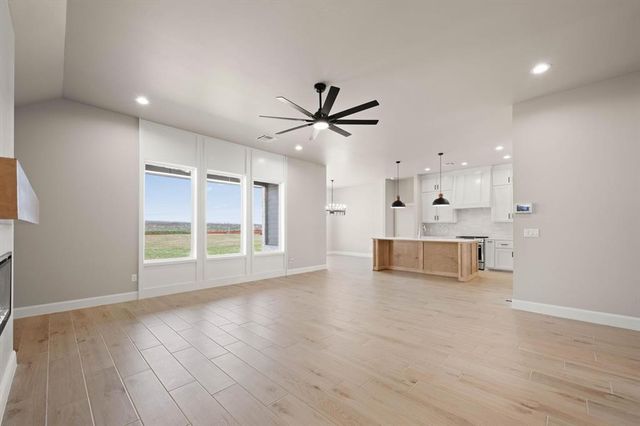 15700 Siloa Avenue, Edmond, OK 73013