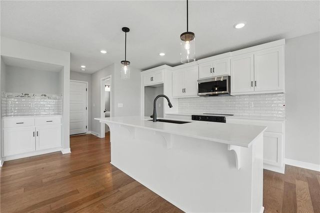 8709 SW Brickell Drive, Blue Springs, MO 64064