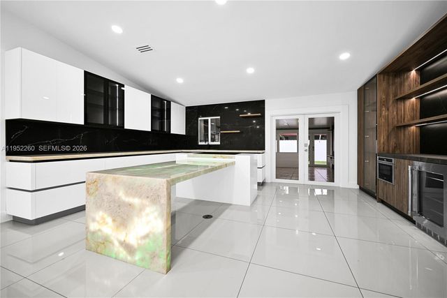 13284 SW 39th Street, Miami, FL 33175