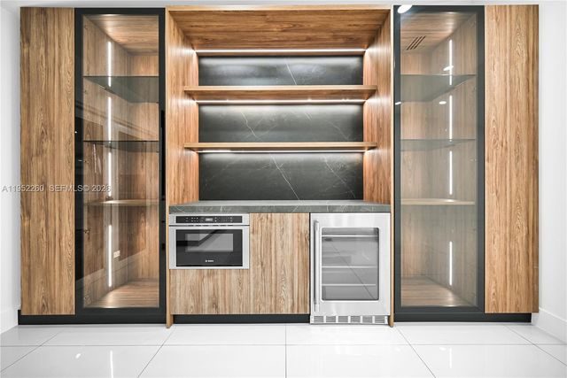 13284 SW 39th Street, Miami, FL 33175