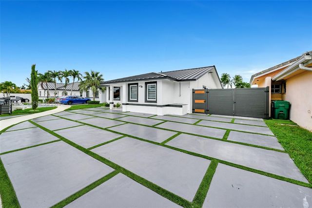 13284 SW 39th Street, Miami, FL 33175