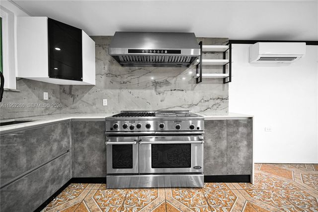 13284 SW 39th Street, Miami, FL 33175