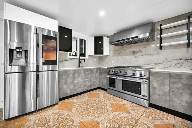 13284 SW 39th Street, Miami, FL 33175