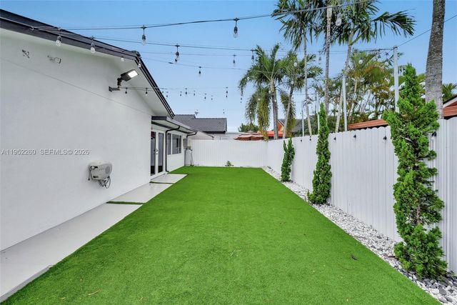 13284 SW 39th Street, Miami, FL 33175