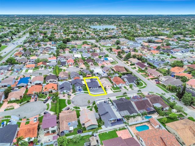 13284 SW 39th Street, Miami, FL 33175