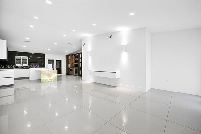 13284 SW 39th Street, Miami, FL 33175