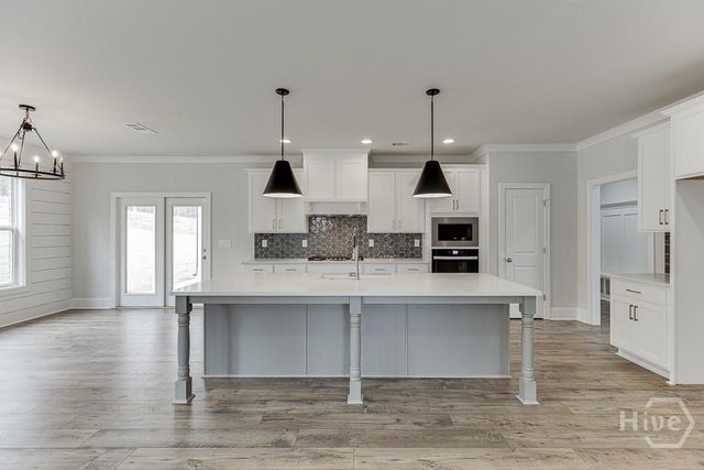 1070 Riverhill Drive, Bishop, GA 30621