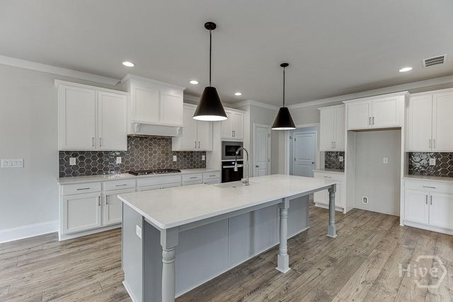 1070 Riverhill Drive, Bishop, GA 30621