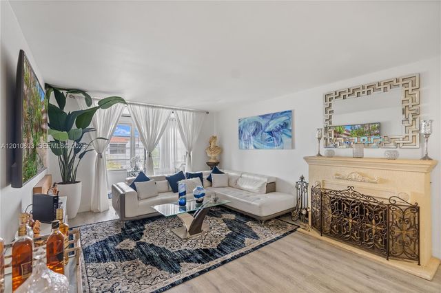 2850 Somerset Drive 410L, Lauderdale Lakes, FL 33311