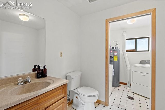 551 Cottonwood Lake Drive, Divide, CO 80814