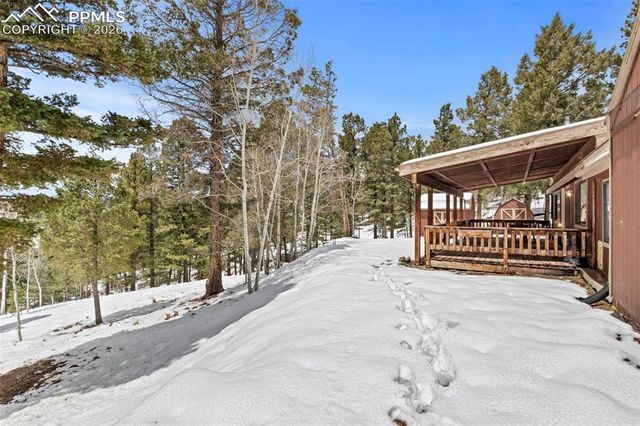 551 Cottonwood Lake Drive, Divide, CO 80814