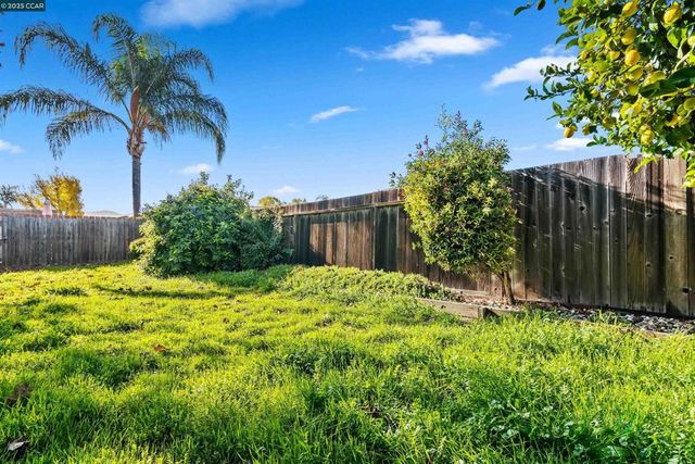 2924 N Francisco Way, Antioch, CA 94509