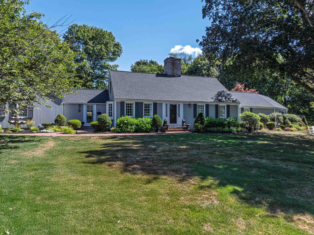 2 Shamrock Lane, Dover, NH 03820