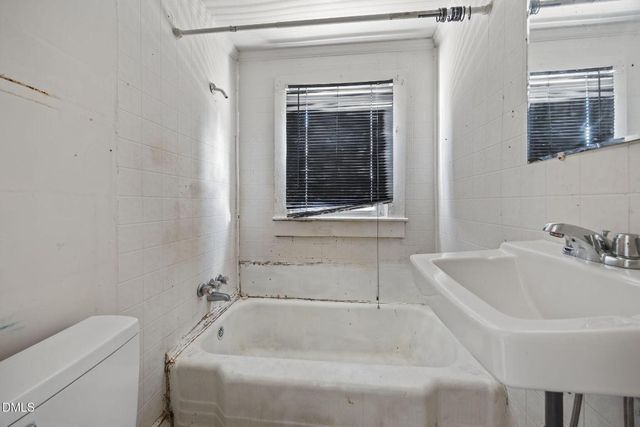 1302 Sidney, Burlington, NC 27217