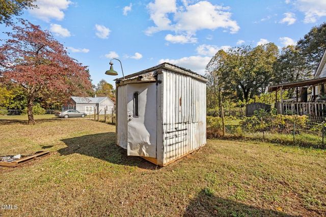 1302 Sidney, Burlington, NC 27217