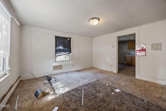 1302 Sidney, Burlington, NC 27217