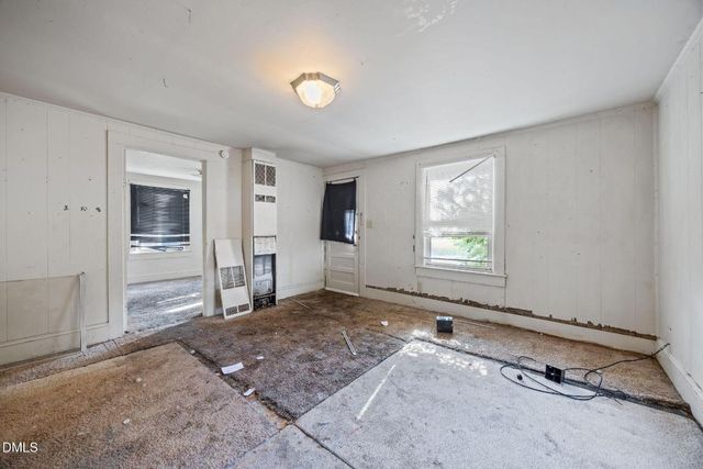 1302 Sidney, Burlington, NC 27217