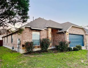 1208 Rainbow Parke DR, Round Rock, TX 78665