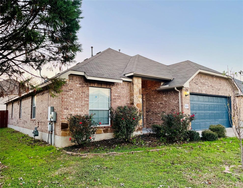 1208 Rainbow Parke DR, Round Rock, TX 78665