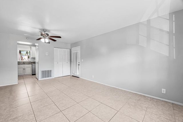 445 LAKE FRANCES Drive 445, West Palm Beach, FL 33411